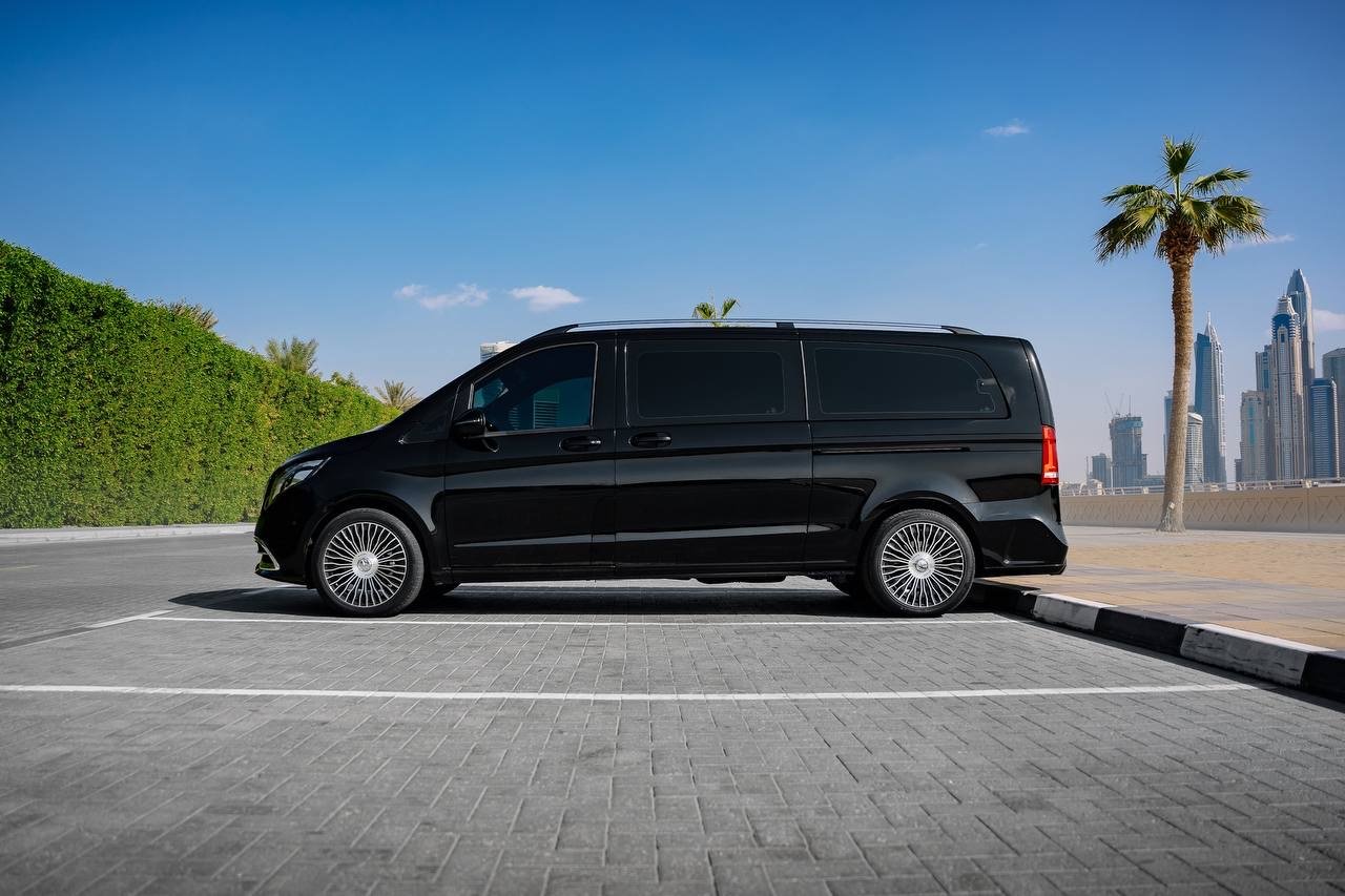 Best Chauffeur Service In Dubai